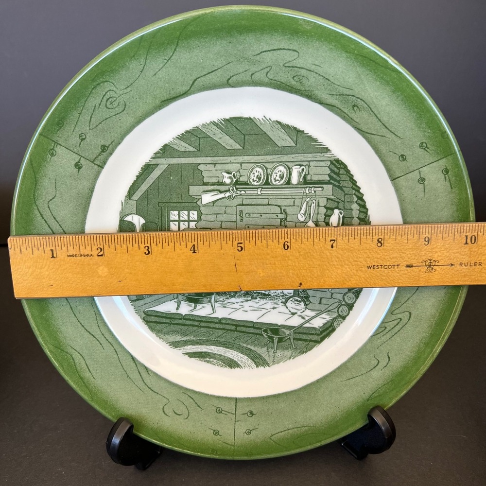 Set of 2 Royal Colonial Homestead Green Dinner Plates 10 Inch Fireplace Scene - Picture 2 of 6